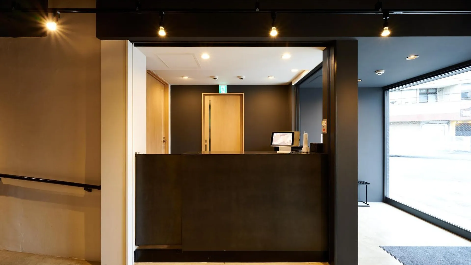 Capsule Hotel Continue Nijojokita Kyoto Japan