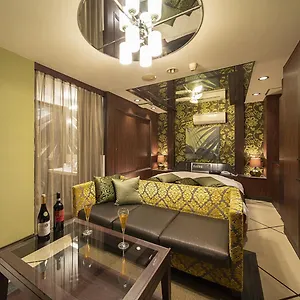 Jardin De Fleurs (adults Only) Love hotel